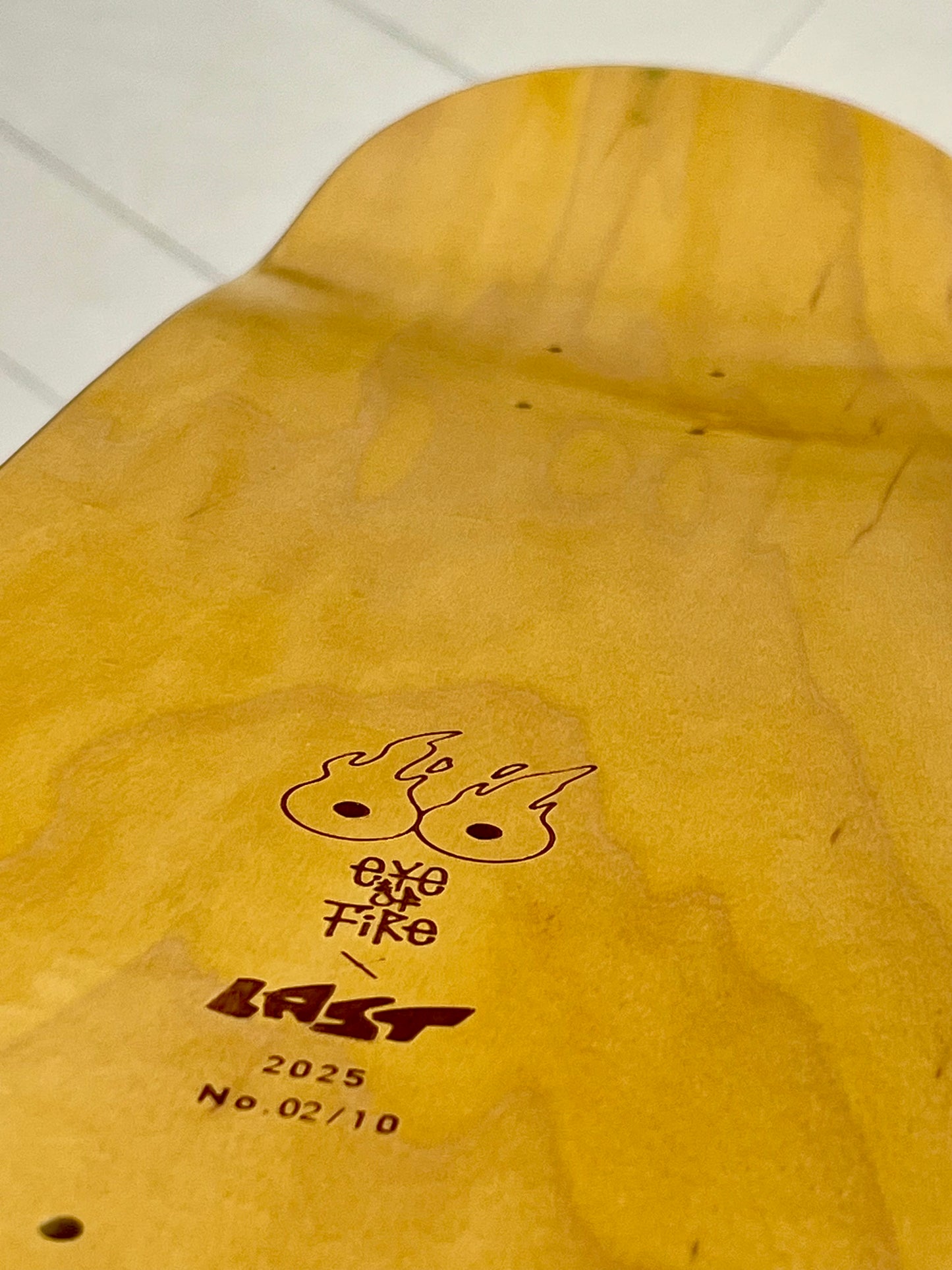 Eye of fire - ↔️ - 1 skateboard