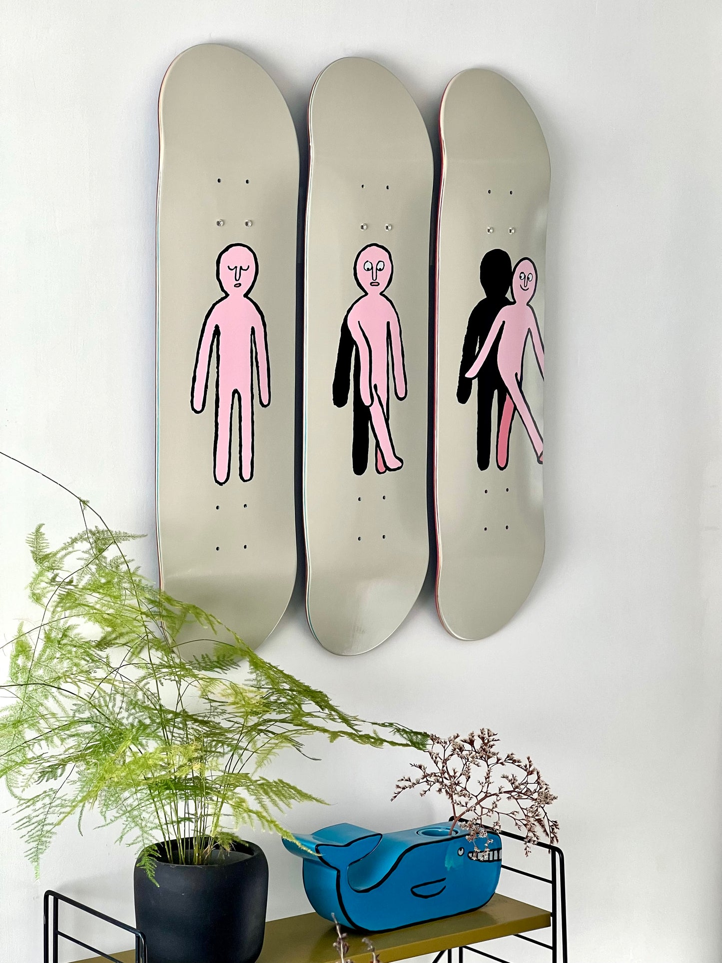 ジャン・ジュリアン - 紙の人物三連画（スケートボード 3 枚）