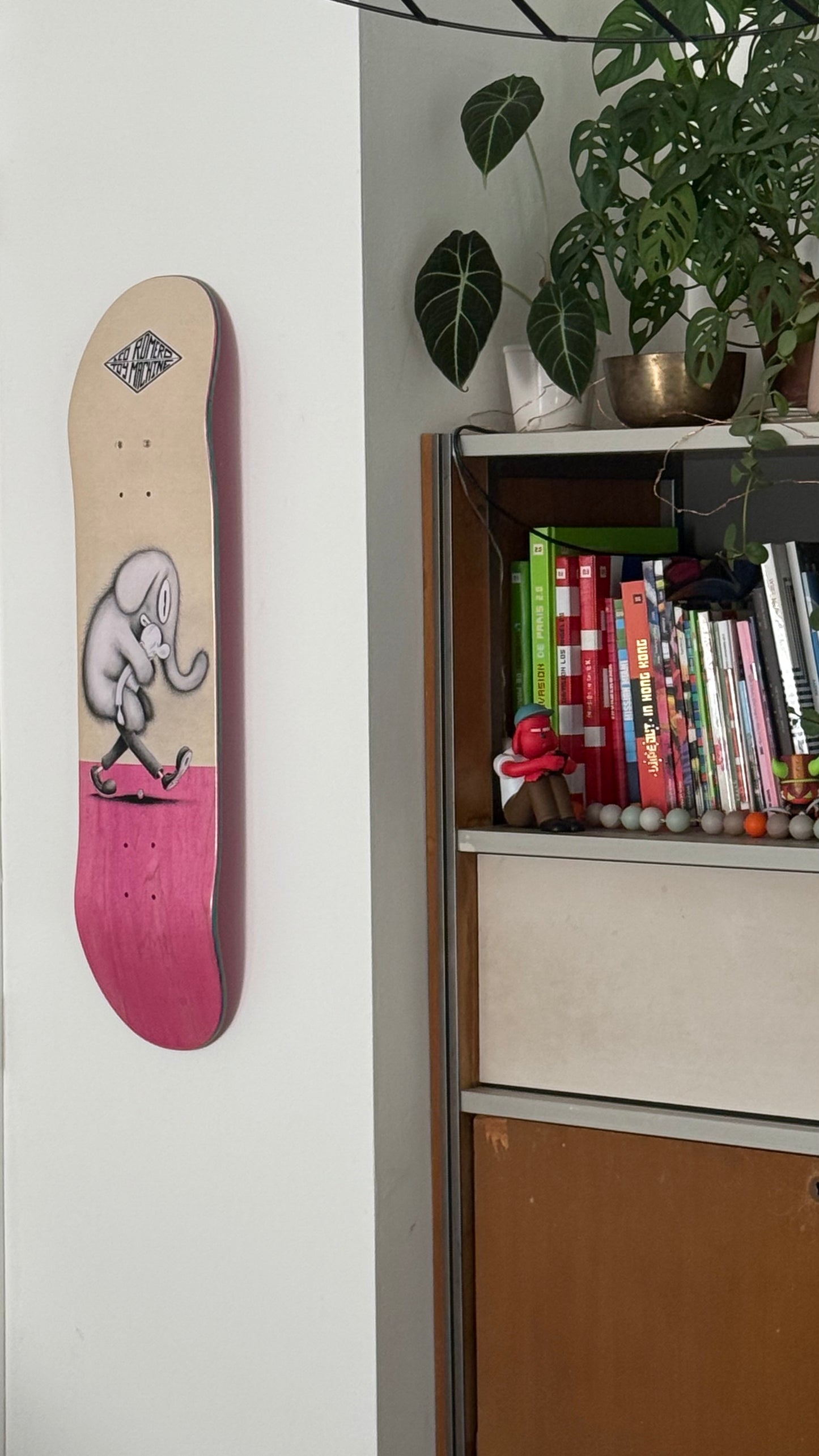 Le skateboard « Pink Elephant » de Jeff Ladouceur