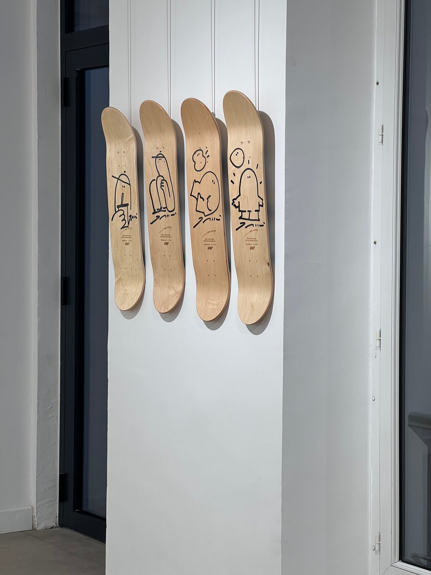 ÉMU SIGNÉ Neighbours n•9 - Deck'On - 1 skateboard