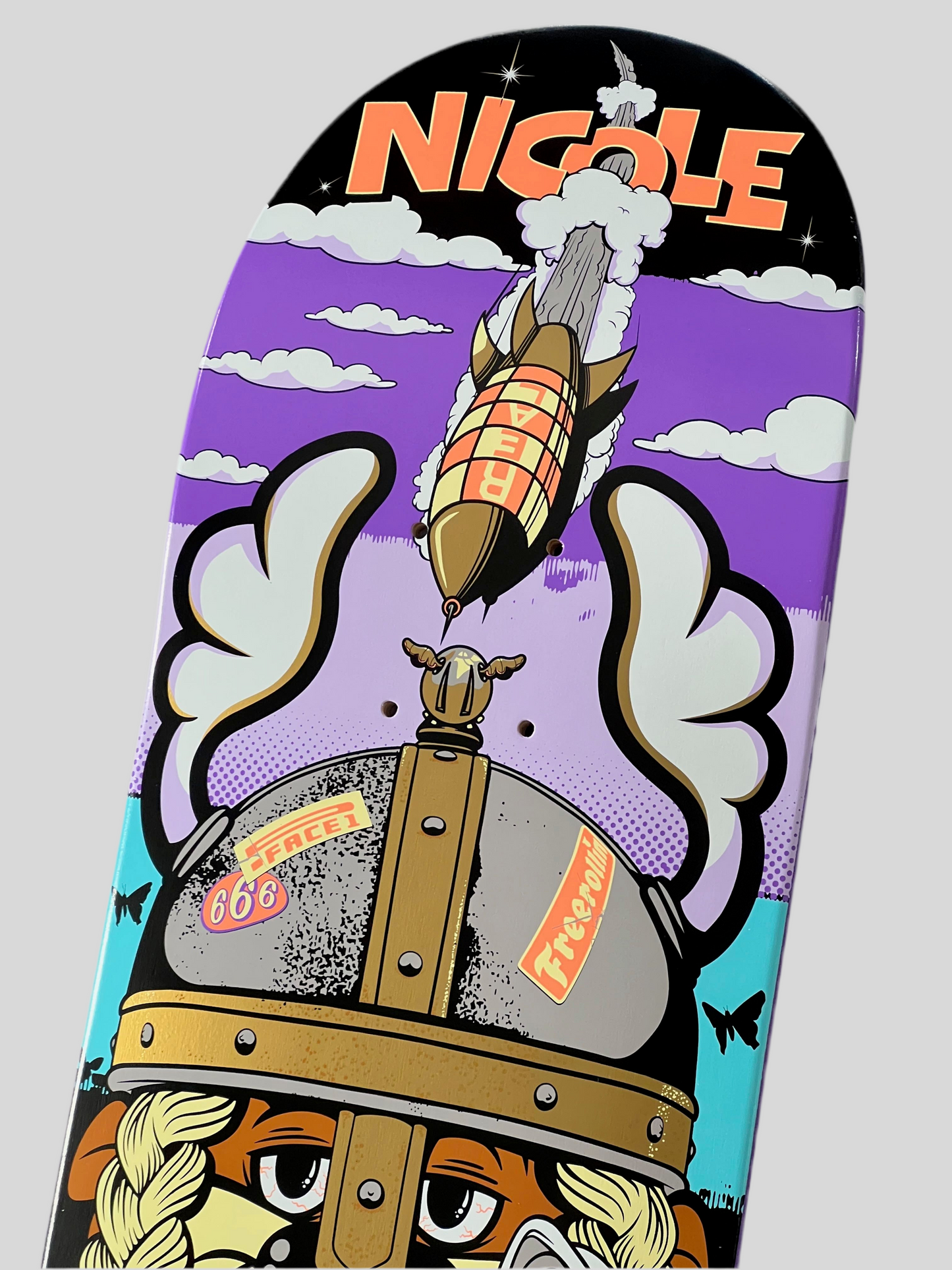 .DFace "Nicole" - 1 vrai skateboard