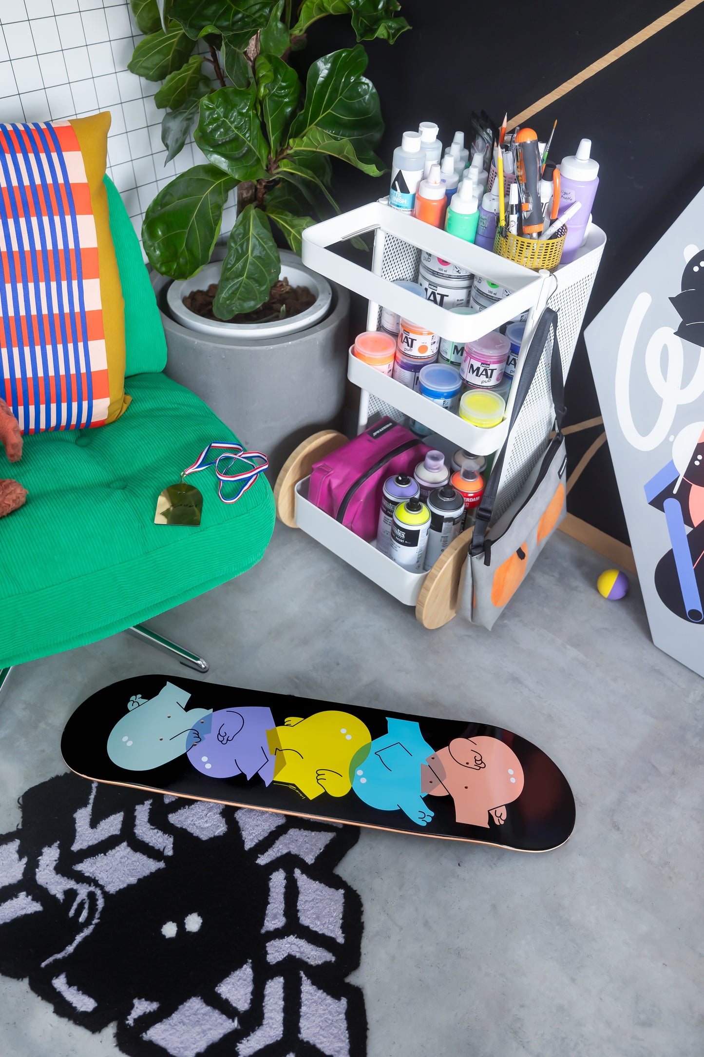 Skateboard garçons ÉMU + médaille d'or dédicacée