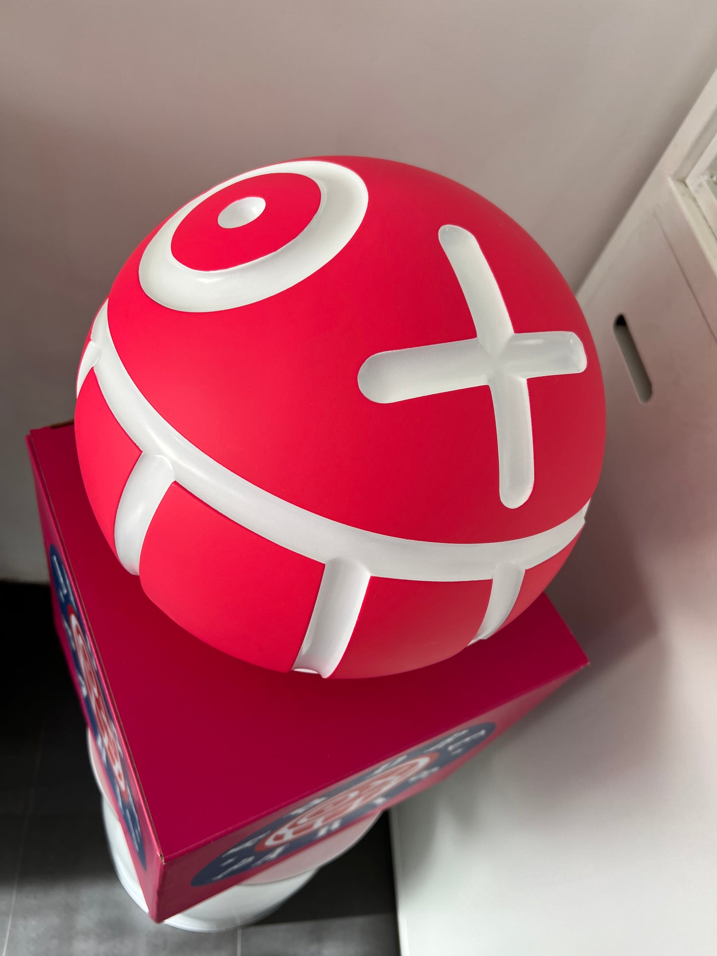 Jouet - André Saraiva - Mr.A Grande taille 304mm Rose Ball 2019 Medicom Toy