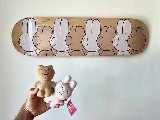 WAKARU "Lapins et Ours" - Deck'On - 1 skateboard + 2 peluches