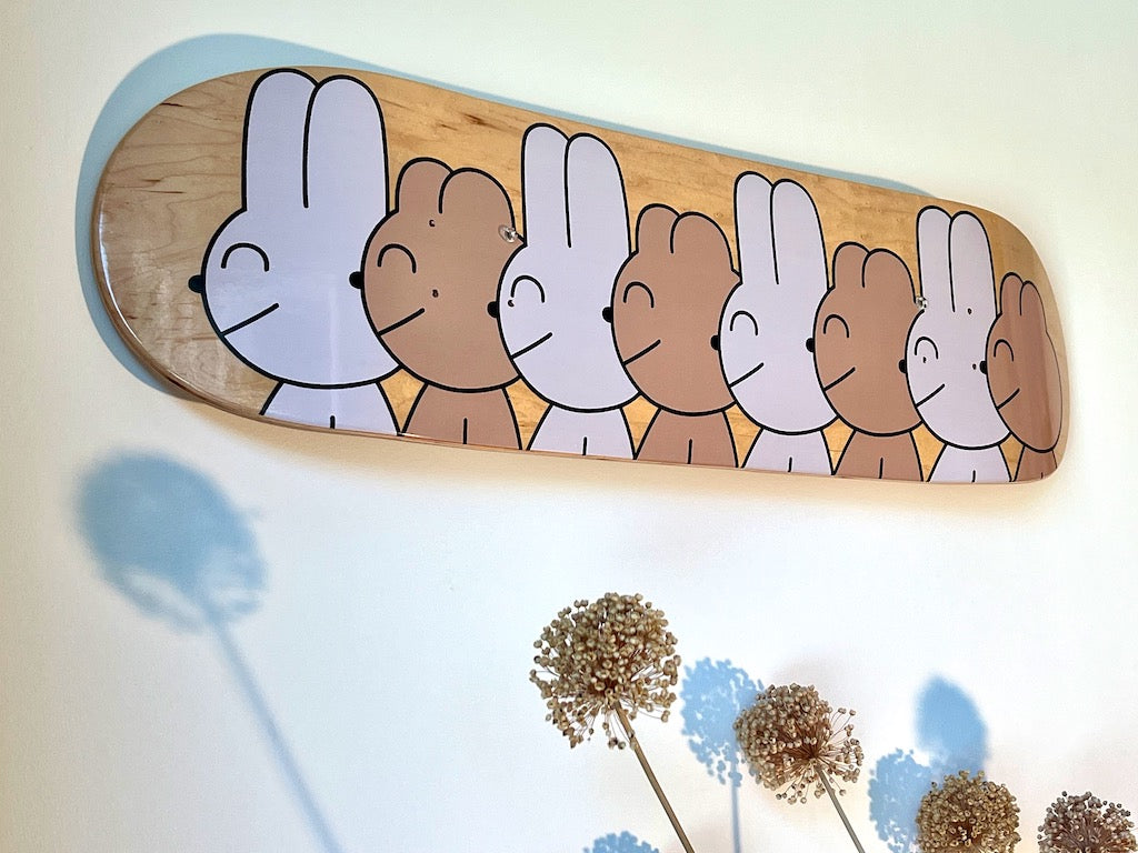 WAKARU「うさぎとクマ」 - Deck'On - スケートボード 1 台 + ぬいぐるみ 2 個